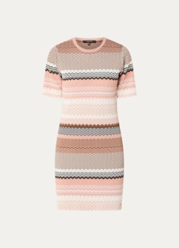 NIKKIE Dames Pilazio fijngebreide mini jurk met grafische print in de kleur Zalmroze