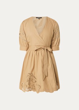 NIKKIE Dames Rabano mini wikkeljurk met broderie in de kleur Camel