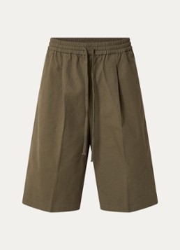 Fear of God Essentials Heren Twill straight fit korte broek met steekzakken in de kleur Bronsgroen, maat: S