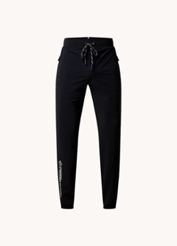Moncler Heren Tapered fit joggingbroek met ritszakken in de kleur Zwart, maat: M