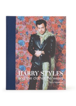 Harry Styles and the clothes he wears - Deal