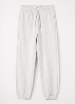 Les Deux Jongens Core Contrast tapered fit joggingbroek met logoborduring in de kleur Lichtgrijs, maat: 164