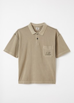 C.P. Company Jongens Polo van piqué katoen met logoborduring in de kleur Khaki, maat: 164