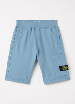 Stone Island Jongens 200006 straight fit korte joggingbroek met opgestikte zak in de kleur Staalblauw, maat: 4J = 104