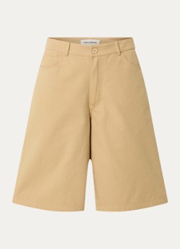 Sofie Schnoor Dames Harleysw mid waist wide fit korte broek van denim met gekleurde wassing in de kleur Camel