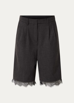 Sofie Schnoor Dames Luciasw high waist wide fit korte broek met details van kant in de kleur Antraciet
