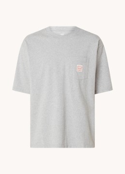 Levi's Heren T-shirt met logo in de kleur Grijsmele