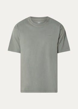 Levi's Heren T-shirt met logoborduring in de kleur Olijfgroen