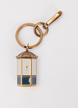 Ami Paris Dames Kiosk sleutelhanger in de kleur Goud, maat: ONE SIZE