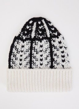 CLOSED Dames Grofgebreide muts van wol met print in de kleur Ivoor
