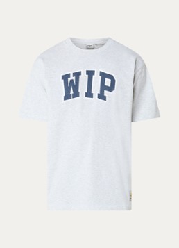 Carhartt WIP Heren Wip III T-shirt met flock logoprint in de kleur Grijsmele, maat: S