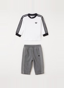 Adidas Jongens Set van longsleeve met straight leg jeans 2-delig in de kleur Wit, maat: 74