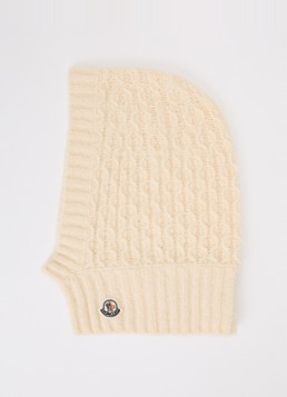 Moncler Meisjes Ribgebreide balaclava in scheerwolblend met logo in de kleur Creme, maat: L