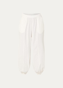 Modström Dames Aksel mid waist tapered fit broek met steekzakken in de kleur Gebroken wit
