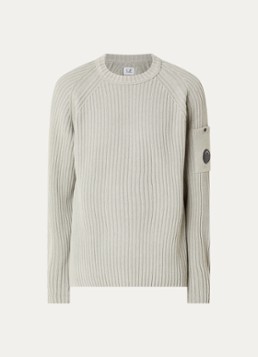 C.P. Company Heren Ribgebreide trui met logo in de kleur Taupe, maat: S