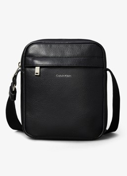 Calvin Klein Heren Crossbodytas met verstelbare schouderriem en logo in de kleur Zwart