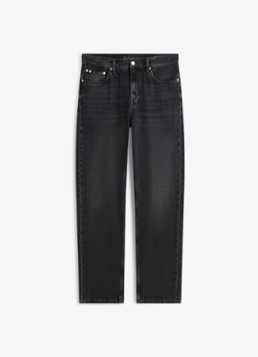 Tommy Hilfiger Jongens 1985 straight fit chino met steekzakken in de kleur Beige