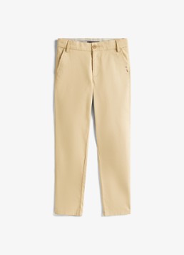 Tommy Hilfiger Jongens 1985 straight fit chino met steekzakken in de kleur Donkerbeige