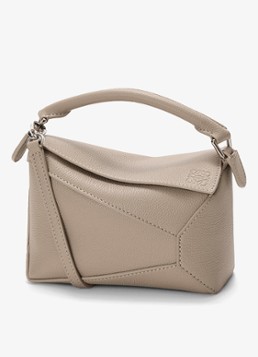 LOEWE Dames Puzzle Edge Mini handtas van kalfsleer in de kleur Zand