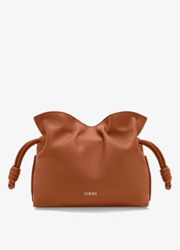 LOEWE Dames Flamenco Mini clutch van kalfsleer in de kleur Bruin
