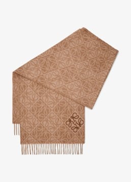 LOEWE Dames Anagram fijngebreide sjaal in kasjmierblend met logo 180 x 38 cm in de kleur Camel
