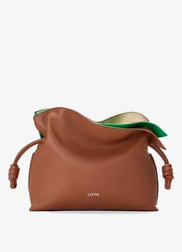 LOEWE Dames Flamenco Layers Medium clutch van kalfsleer in de kleur Bruin