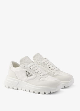 Prada Dames Prax 01 Re-Nylon sneaker met leren details in de kleur Wit