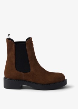 Prada Dames Chelsea boot van suède in de kleur Donkerbruin