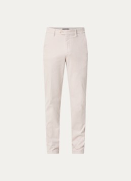 Boggi Milano Heren Slim fit chino met steekzakken in de kleur Zand