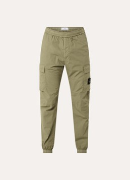 Stone Island Heren 93582 tapered fit cargobroek met steekzakken en logo in de kleur Mosgroen, maat: 32