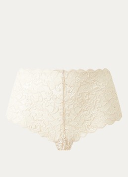 Hanro Dames Moment shorty van kant in de kleur Beige, maat: S