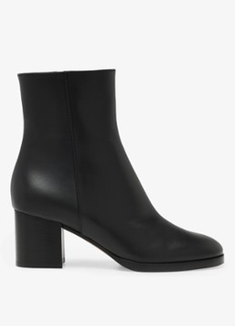 Gianvito Rossi Dames Santiago enkellaarsje van kalfsleer in de kleur Zwart