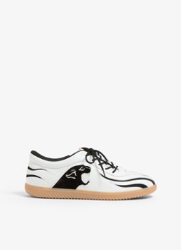 Valentino Garavani Heren Kicky sneaker van geitenleer in de kleur Wit