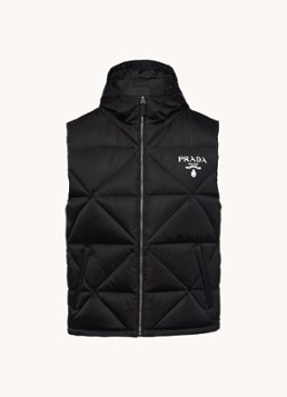 Prada Heren Re-Nylon gewatteerde bodywarmer met donsvulling en capuchon in de kleur Zwart