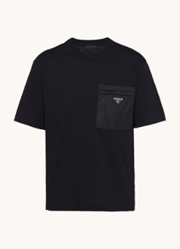 Prada Heren Re-Nylon T-shirt met borstzak en logo in de kleur Zwart