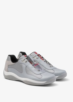 Prada Heren America's Cup Original sneaker met leren details in de kleur Lichtgrijs