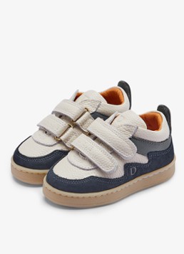 Donsje Amsterdam Jongens Pesio Sneakers in de kleur Donkerblauw, maat: 22