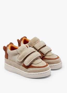 Donsje Amsterdam Jongens Pinou Bear sneaker van leer in de kleur Taupe, maat: 19