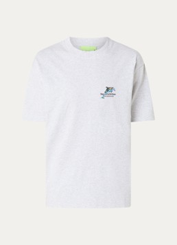 New Amsterdam Surf Association Heren Dolphin T-shirt met logo- en backprint in de kleur Lichtgrijs, maat: XL