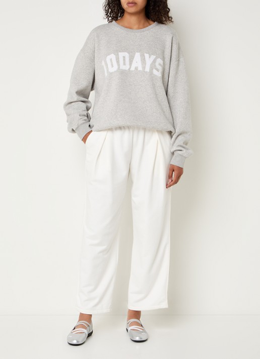 10DAYS Statement oversized sweater met logoborduring - voorkant 3 lichtgrijs