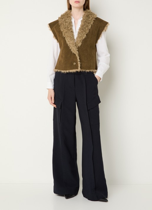 Aaiko Avrelle gilet van imitatiesuède met details van imitatiebont - voorkant 4 mosgroen