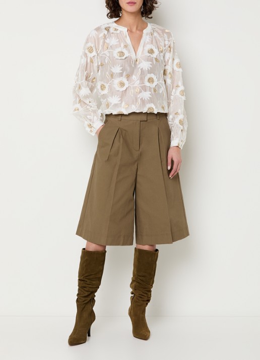 Aaiko Inaya high waist loose fit korte pantalon met steekzakken - voorkant 2 khaki