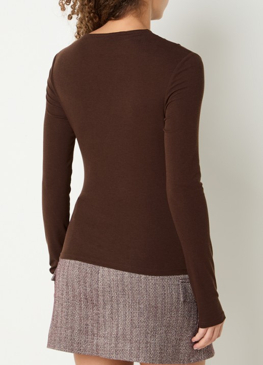 Aaiko Jalisse top in wolblend met asymmetrische hals - achterkant wit