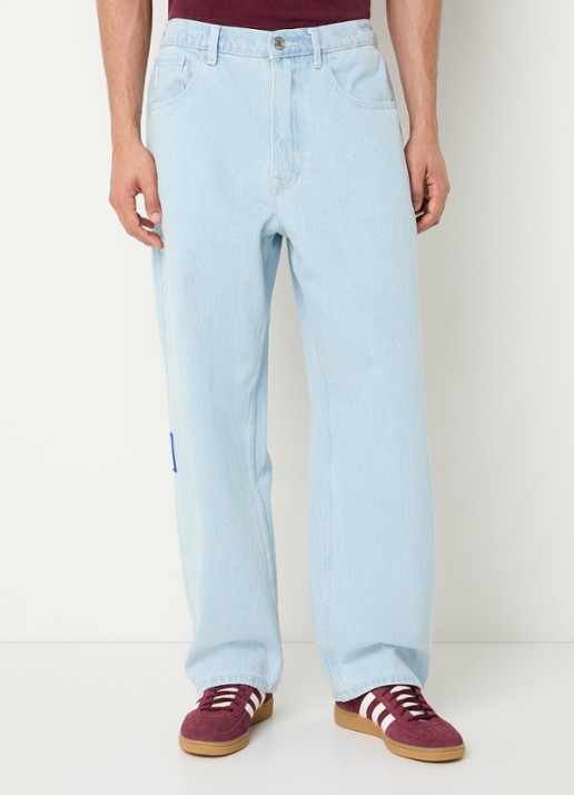 Aape Aape Now loose fit jeans met lichte wassing - detail indigo