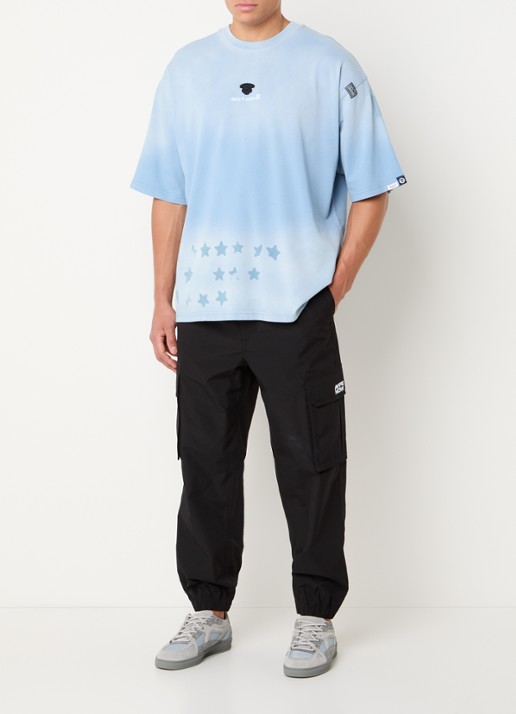 Aape Tapered fit cargobroek met klepzakken - voorkant 2 zwart