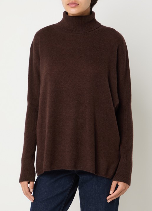Absolut Cashmere. Clara fijngebreide trui van kasjmier met col