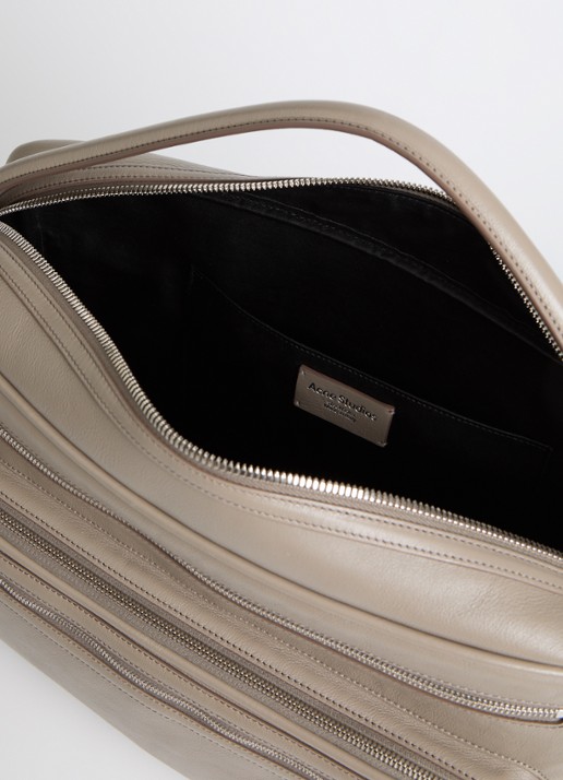 Acne Studios Camero schoudertas van kalfsleer - detail 5 taupe