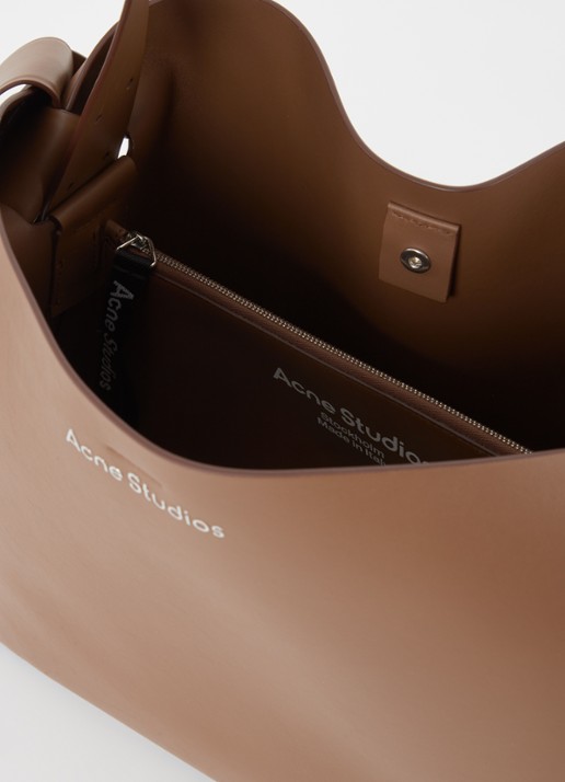 Acne Studios Schoudertas van leer en afneembare schouderriem - detail 4 bruin