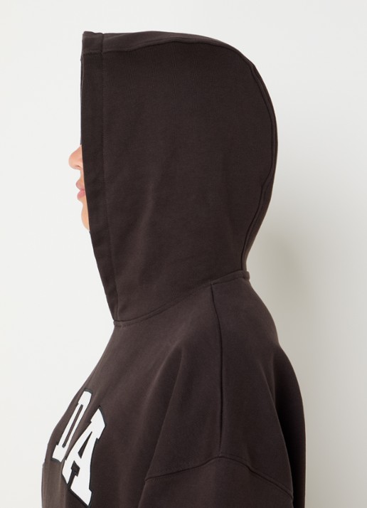 Adanola Ada sweater met logoborduring - detail 5 donkerbruin