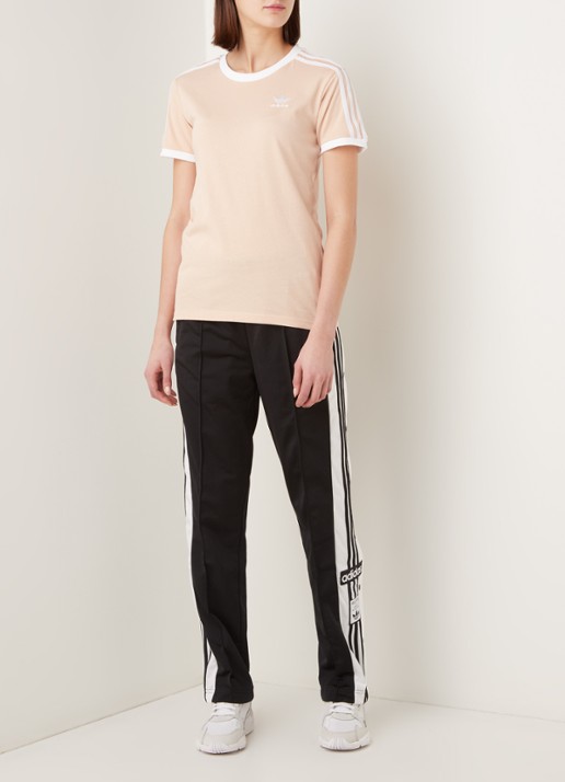 adidas 3 Stripes T-shirt met logoborduring - voorkant 4 zalmroze